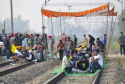 Punjab Govt Calls Protesting Farmer Leaders for Meeting with CM Mann