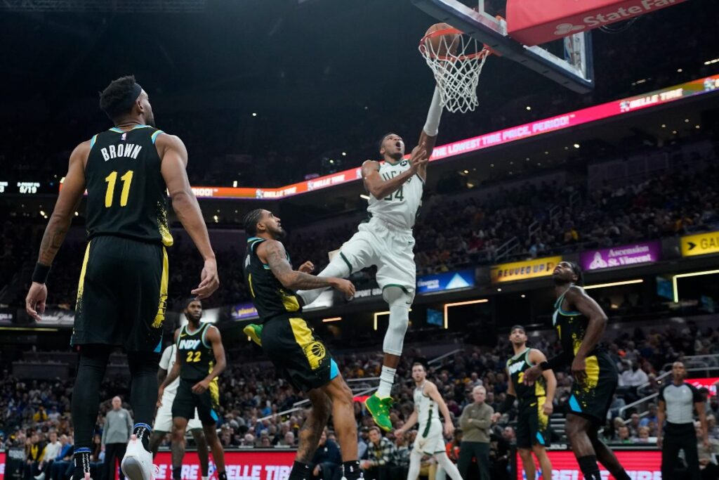NBA: Giannis Antetokounmpo's 54 Points Go In Vain As Milwaukee Bucks Lose In 126-124 Thriller vs Indiana Pacers