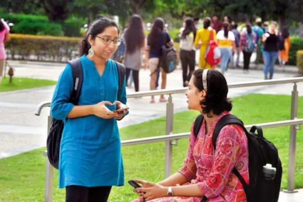 IIT Placements: Slight Downward Trend Likely Amid Predictions of Global Economic Slowdown