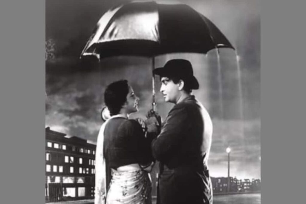 This Kapoor Family Star Ventured Into Direction At 24; Take A Guess