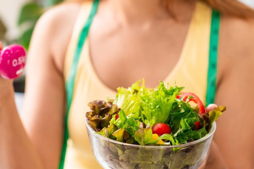 This Woman Is Allergic To Over 37 Food, Here's How She Manages To Eat And Travel