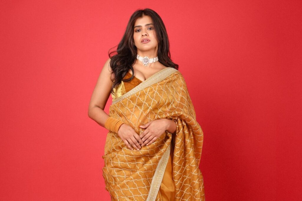Hebah Patel Is Elegance Personified In Khadi Organza Saree