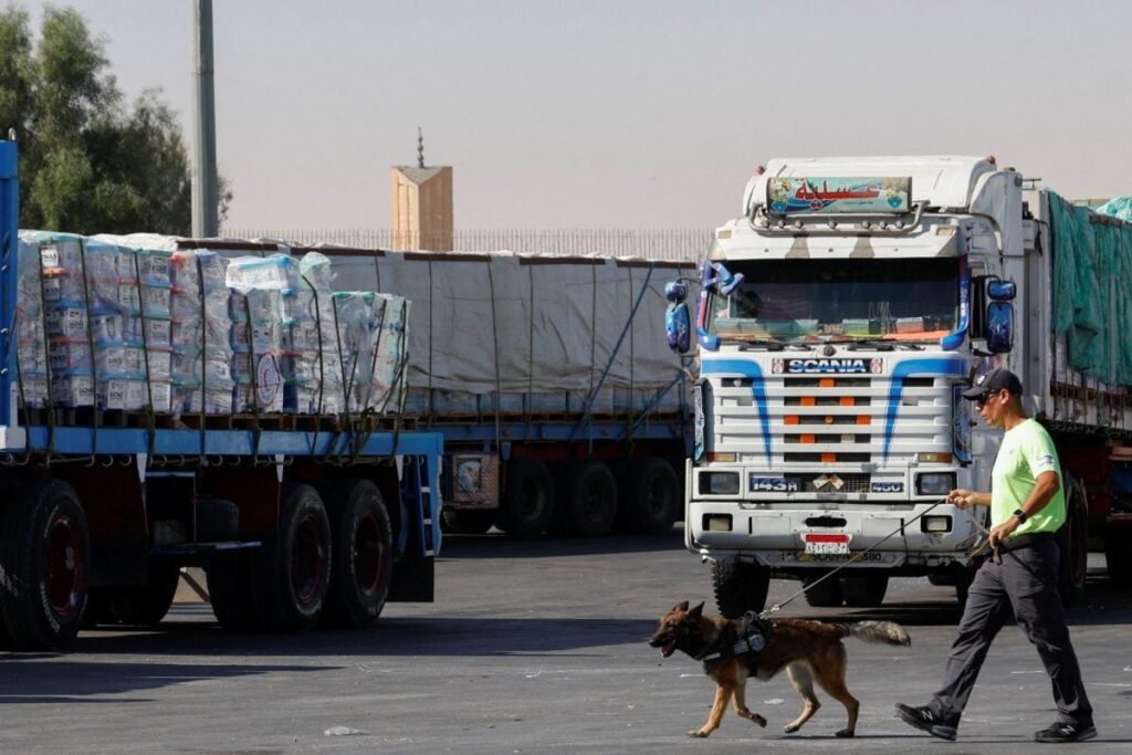 Israel Agrees to US Plea to End Comms Blackout in Gaza, Fuel Trucks Enter Blockaded Enclave