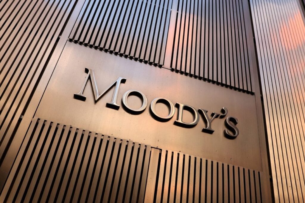 Moody’s Upgrades Italy’s Credit Rating, Upgrades Outlook to ‘Stable’