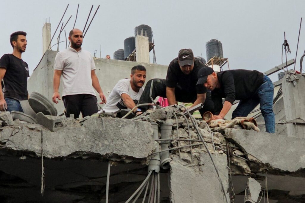 ‘Shelters Are a Place for Safety’: UN as Israeli Strikes on UNRWA School, Gaza Refugee Camp Kill 80