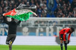 Fans Shows Support For Children in Gaza During Champions League Match - WATCH