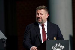 Manchester United CEO Richard Arnold to Leave Ahead of Possible Sale