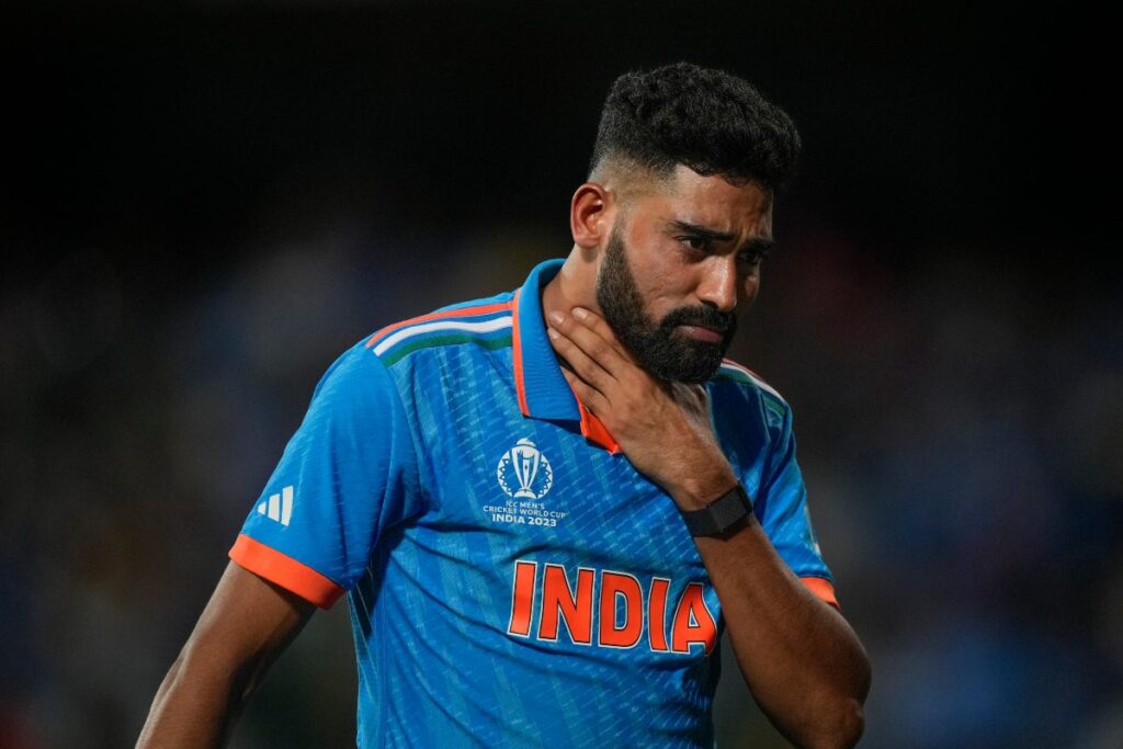 Watch: Mohammed Siraj Hurts Himself After Dropping a Simple Catch, Goes Off The Field for Treatment