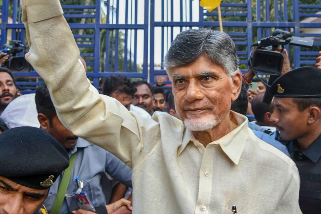 Telangana Polls: With an Eye on TDP Vote Pie, Parties Shower Praise on Chandrababu Naidu