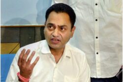 MP Polls: Congress Leader Kamal Nath's Son 'Stopped' from Entering Chhindwara Booth | WATCH