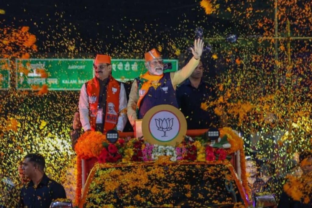 'Moorkhon Ke Sardar': PM Modi's Jibe on Rahul Gandhi's 'Made in China Phones' Remark