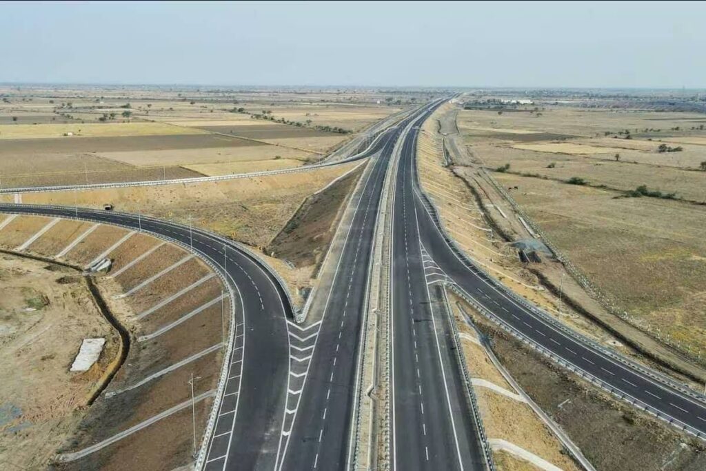 Uttar Pradesh Government To Build State’s First Solar Superhighway ‘Bundelkhand Expressway’