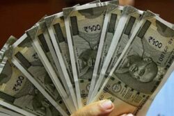 Employees At FMCG And Manufacturing Companies Likely To Get Diwali Bonus This Year