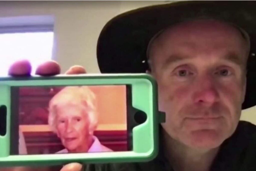 Aussie Cop Charged with Manslaughter for Tasering Knife-Wielding 95-Year-Old Great-Grandmother