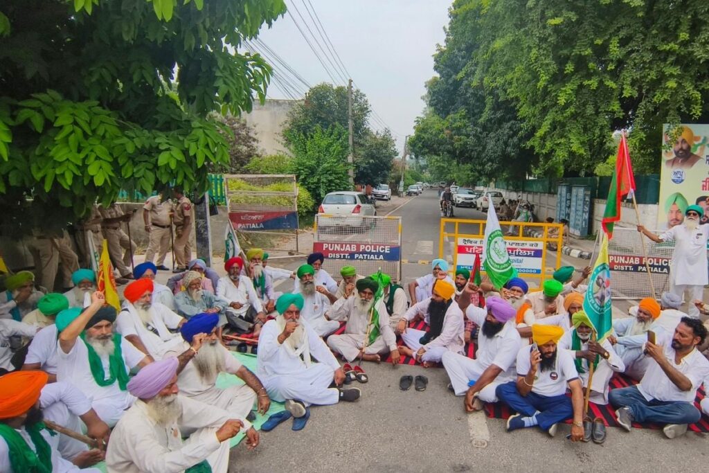 'This Was A Trailer': Farmers From Punjab, Haryana Call Off Strike, Warn Centre of Bigger Agitation