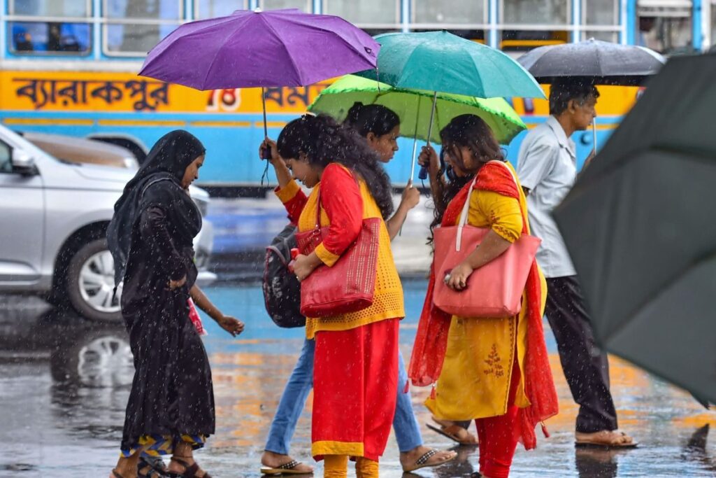 Depression Likely to Bring Rainfall in Bengal's Coastal Districts from Nov 16-18