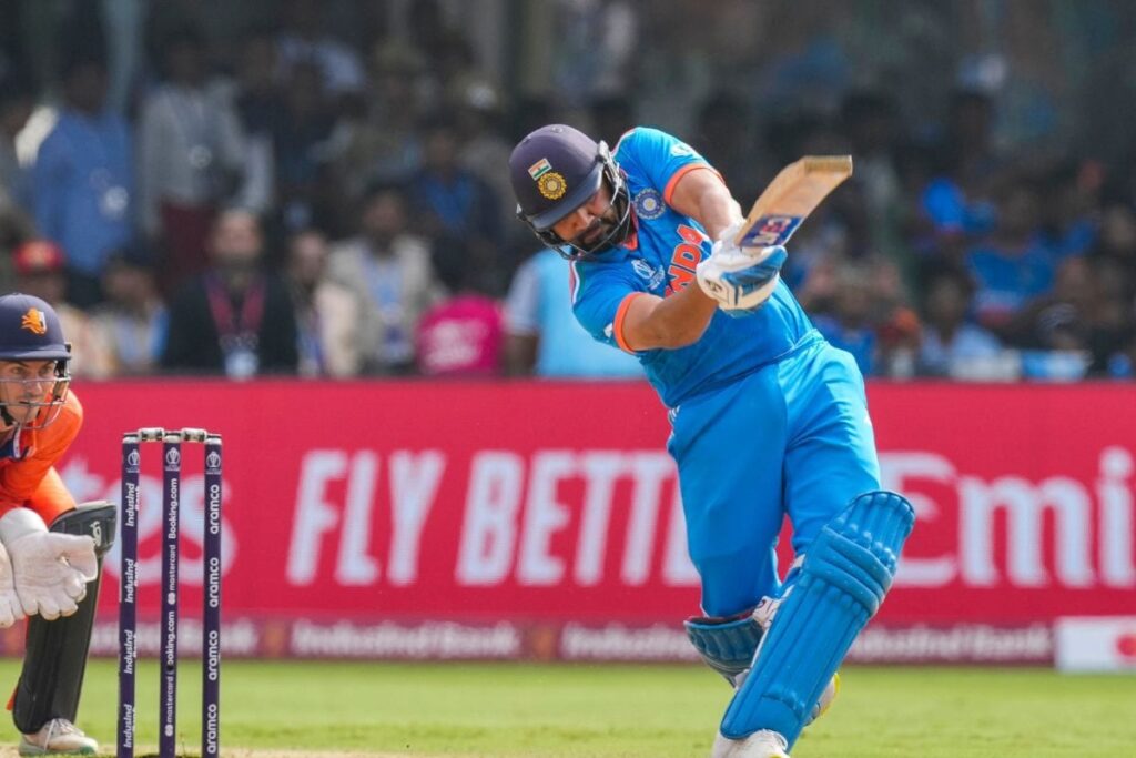 WATCH: Rohit Sharma Breaks AB de Villiers' 8-year-old Record for Most Sixes in a Calendar Year