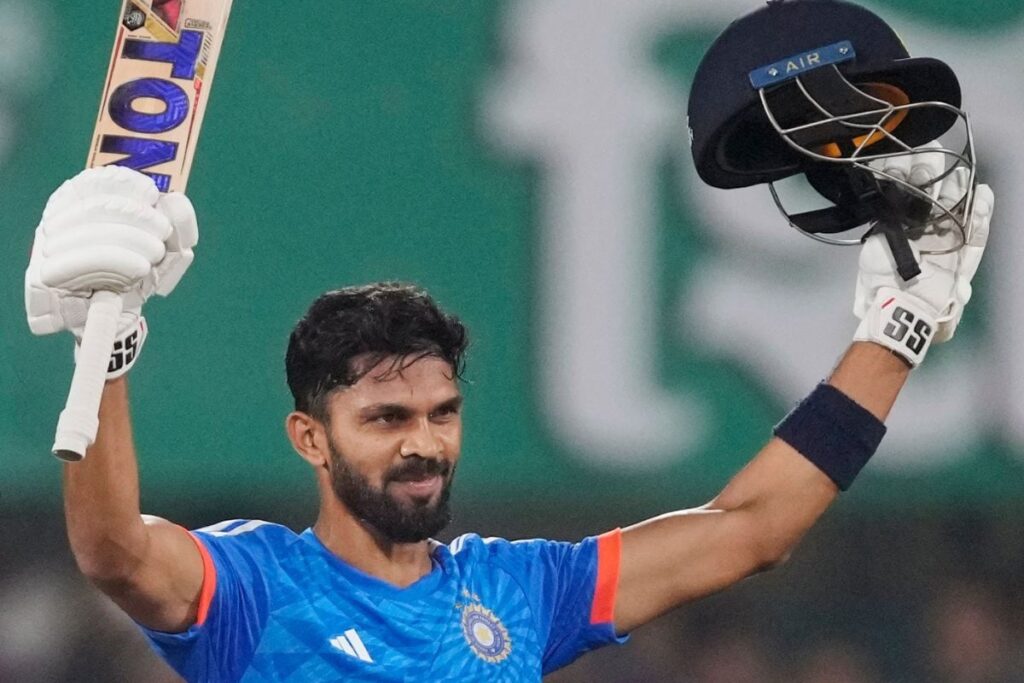 IND vs AUS, 3rd T20I: Ruturaj Gaikwad Becomes First Indian to Hit a T20I Century Against Australia