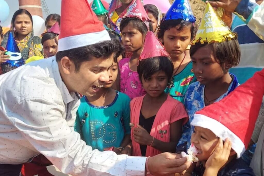 How This Bengal Man Turned Teacher To Thousands Of Underprivileged Kids