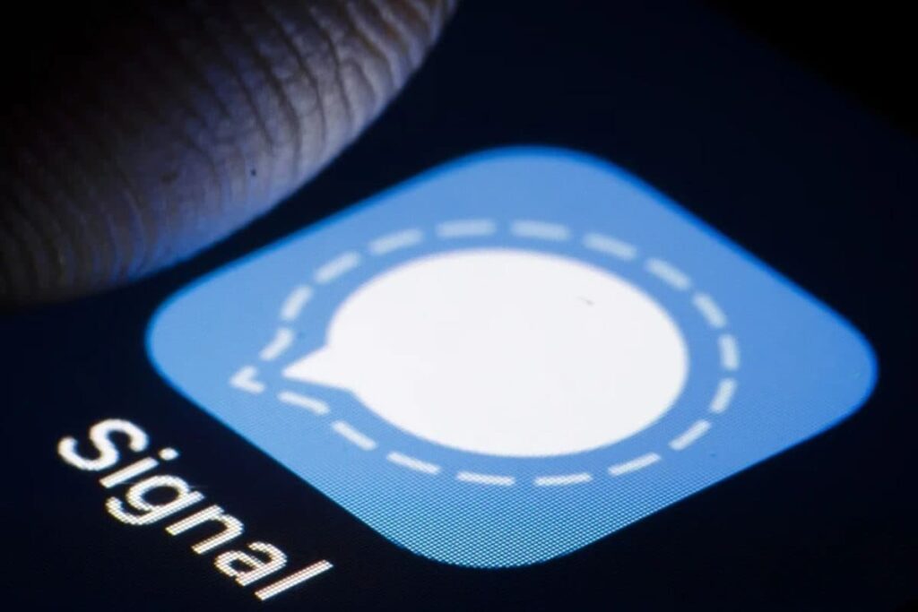 WhatsApp Rival Signal Will Stop Using Your Phone Number - Here's why