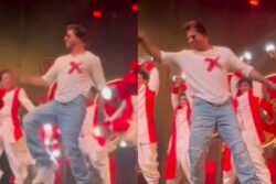 Shah Rukh Khan Dances To Pathaan, Jawan Songs On SRK Day, Tells Fans 'Thank You for Making My...'