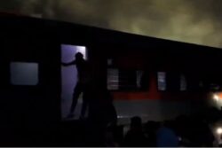 WATCH | Fire Breaks Out in Sleeper Coach of Delhi-Saharsa-Vaishali Express Near UP's Etawah, 19 Hurt
