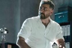 Meenakshi Seshadri Once Turned Down An Amitabh Bachchan Film Because Of This Actress