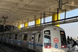 Viral Videos: DMRC Chief Appeals to People to Not Engage in Objectionable Activities in Delhi Metro