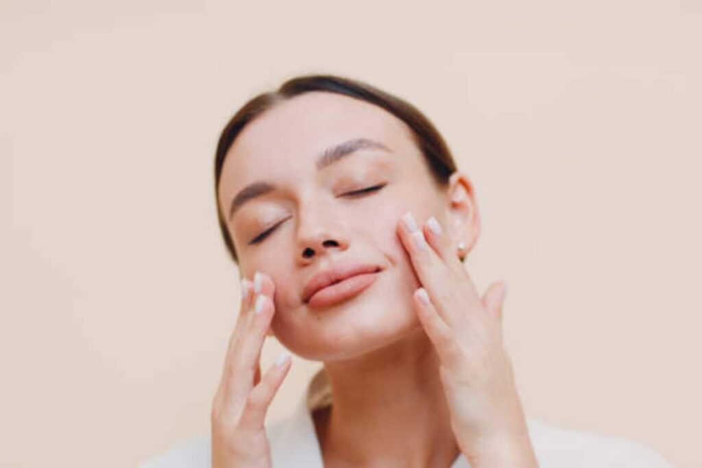 Here Is Why It Is Essential To Refresh Our Skincare Routine During Season Change, Experts Weigh In