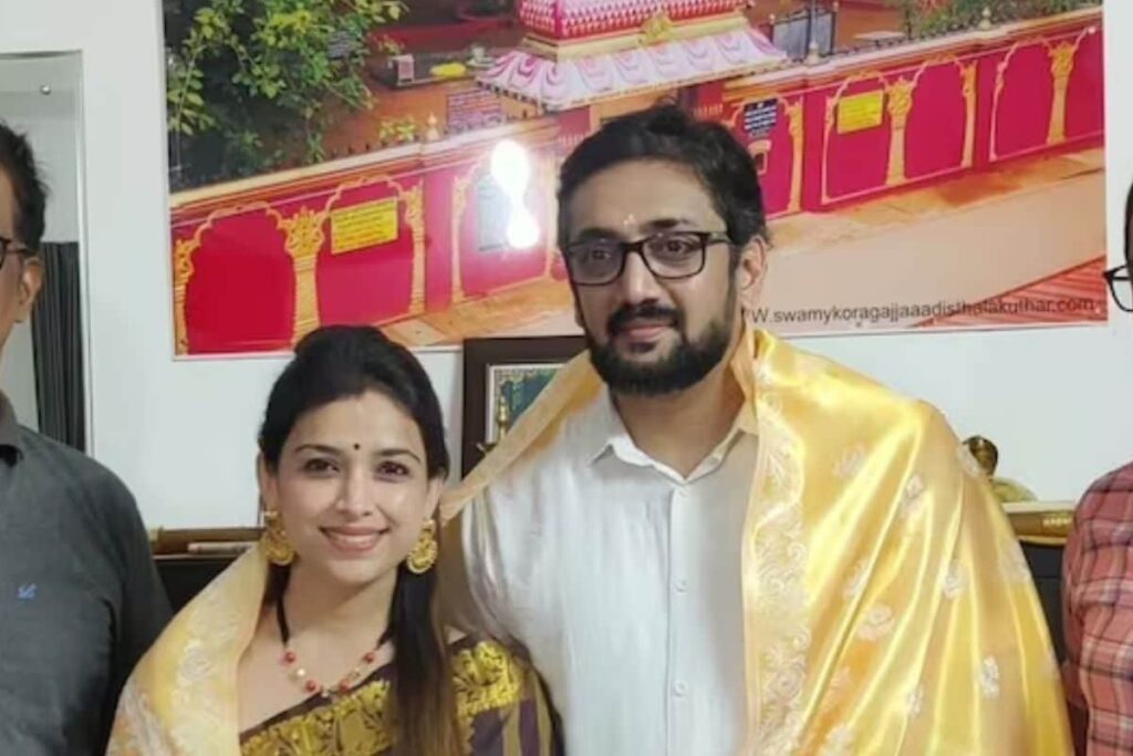 Inside Kannada Actress Shwetha Changappa's 'Temple Run' With Family