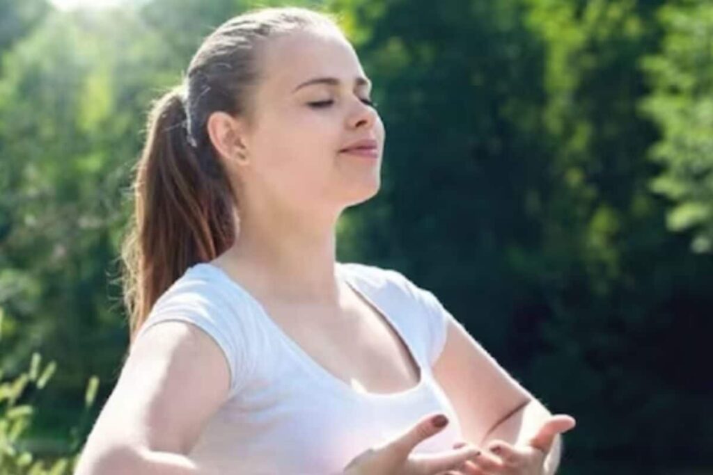 Follow These 5 Breathing Exercises To Keep Your Lungs Clean