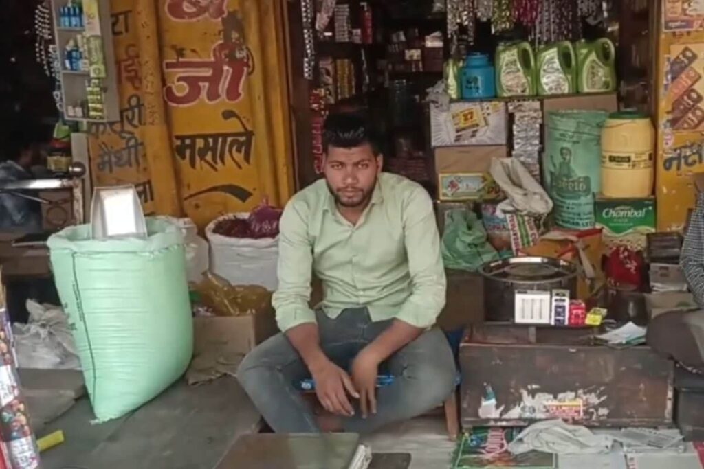 Firozabad Grocer's Son Clears UPSC IES Exam, Becomes Assistant Manager In Kanpur Metro