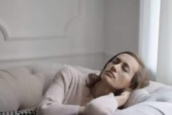 Activities And Food Habits To Beat The Winter Blues