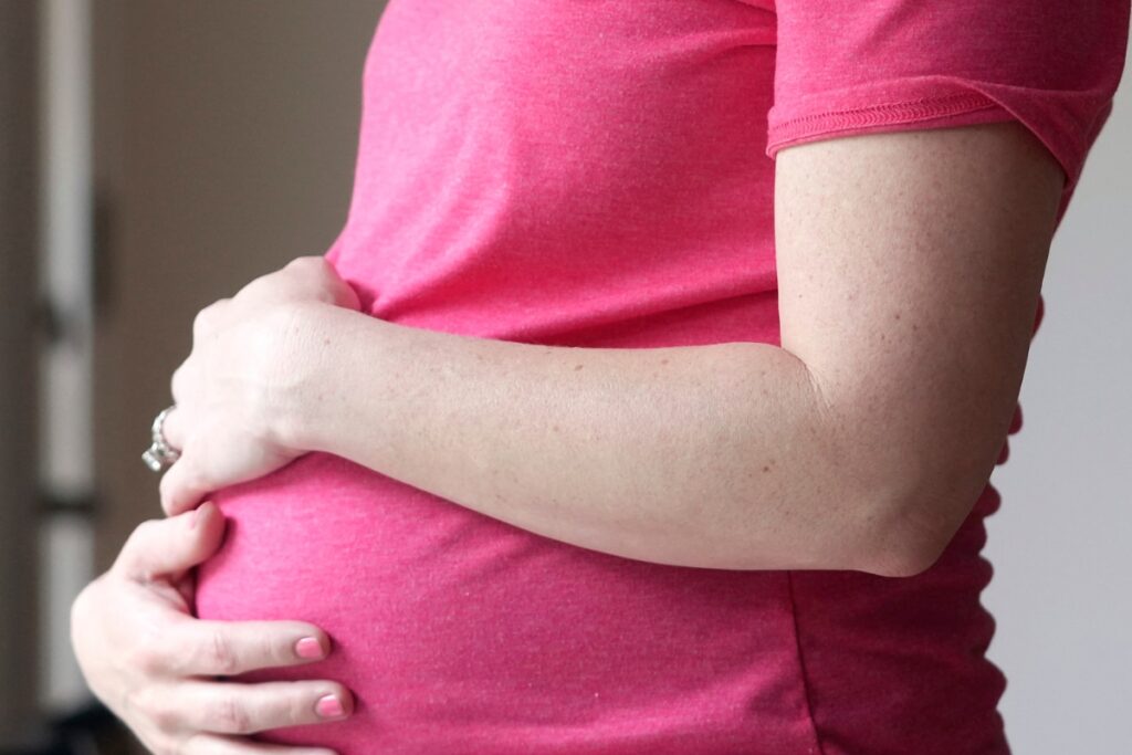 Delhi-NCR Air Pollution Fuelling Rise in Miscarriages, Other Complications among Pregnant Women, Babies