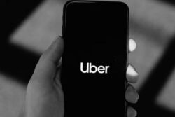 Shocking! Delhi Man Loses Rs 5 Lakh After Calling Uber For Refund