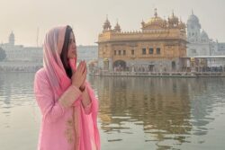 Urfi Javed Makes FIRST Appearance After Fake Arrest, Seeks Blessings at Golden Temple