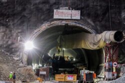 Uttarkashi: Spl Drill to Make 'Escape Tunnel'; Workers May Crawl Through Pipes Less Than 3-Foot Wide