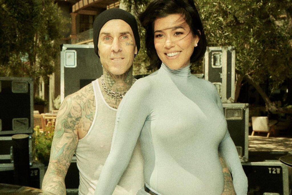 Kourtney Kardashian Welcomes Baby Boy With Blink-182 Member Travis Barker