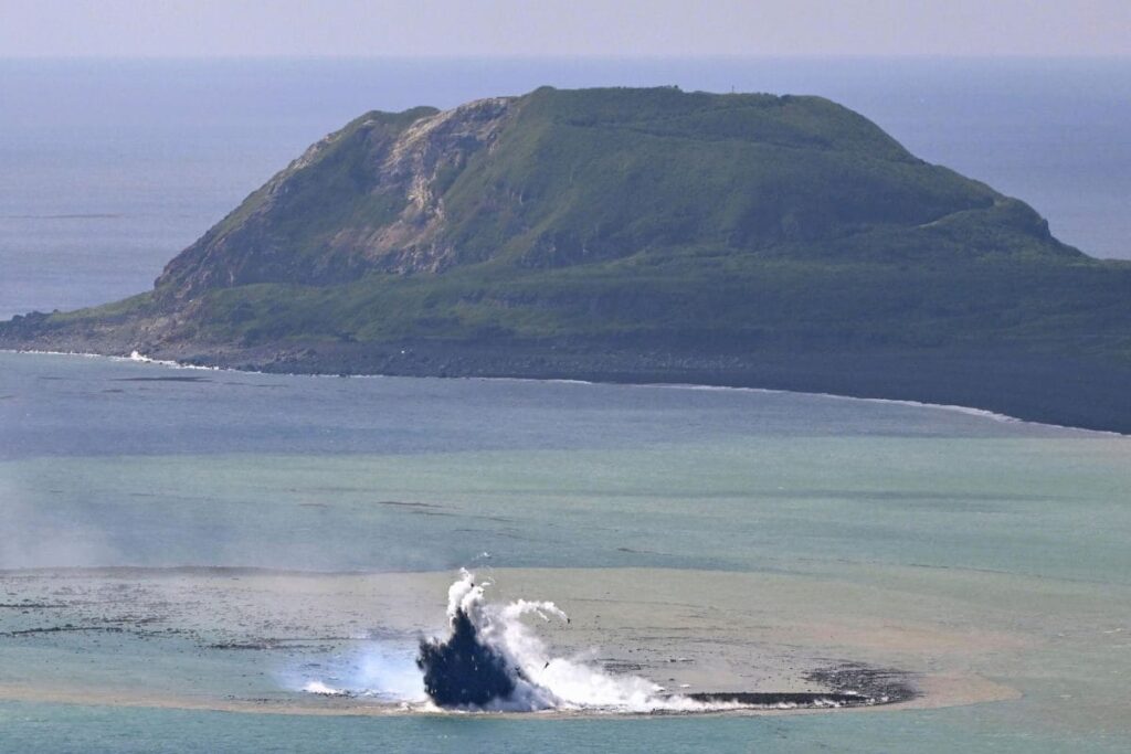 Japan Gets World's Newest Island After Undersea Volcano Erupts: Will it Last? | EXPLAINED