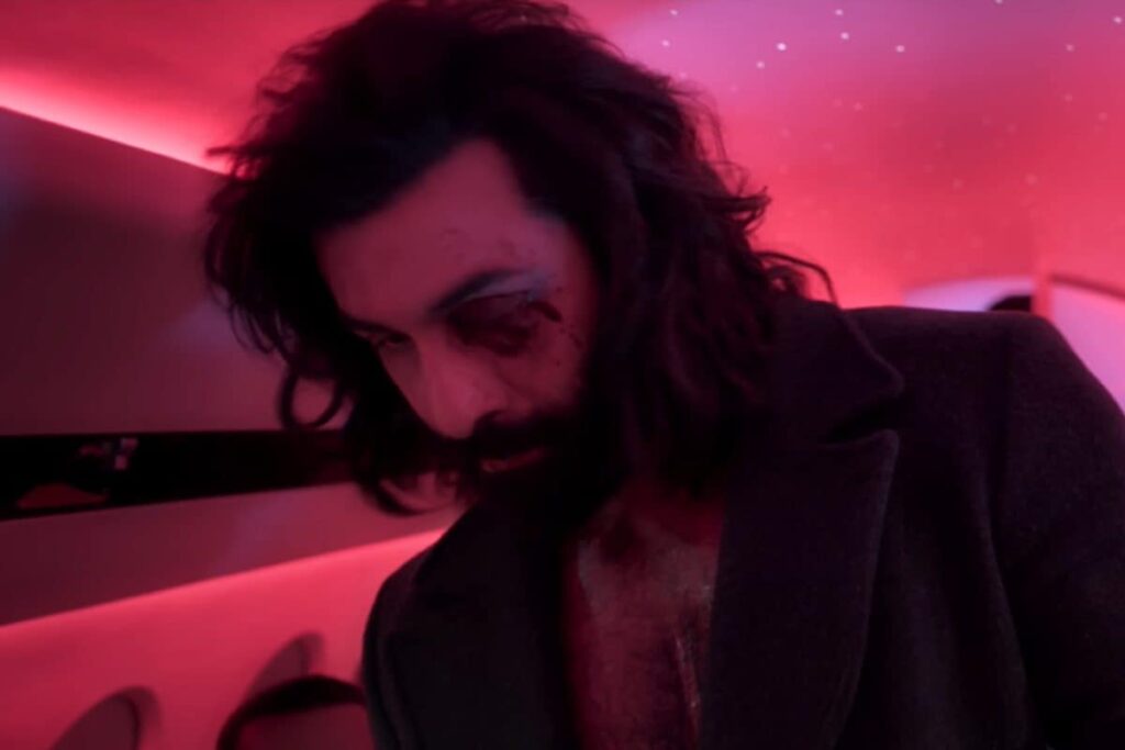 Animal DELETED Scene Surfaces; Ranbir Kapoor Drinks Alcohol, Flies a Private Jet | Watch