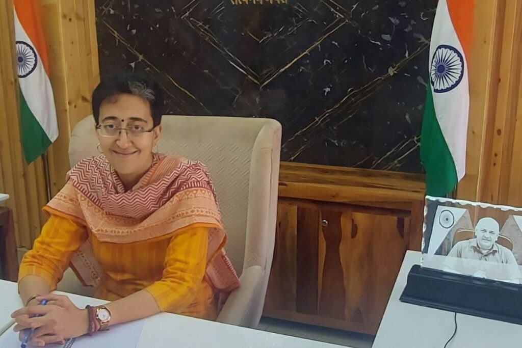 Atishi Conducts Surprise Inspection at Delhi MCD School
