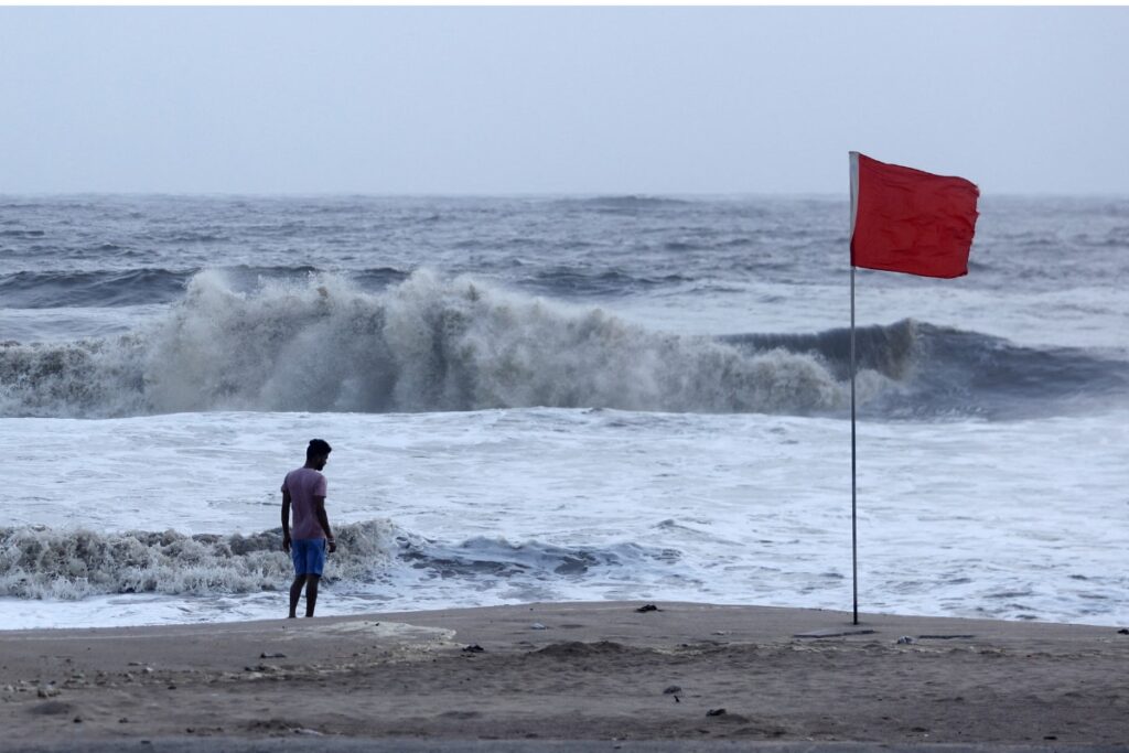 Cyclone Michaung: Severe Rain in Chennai, Flights Hit, People Asked to Stay in; AP Gears Up For Landfall