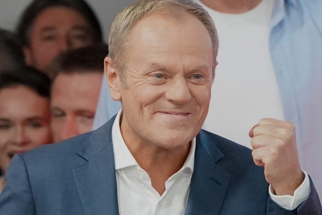 Donald Tusk Sworn in as Poland's New Prime Minister