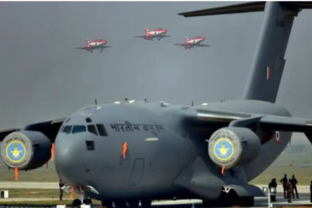 Did Terrorists Try to Infiltrate Hindon Airbase? Alert in Ghaziabad as 4-foot Pit Found Near Boundary Wall