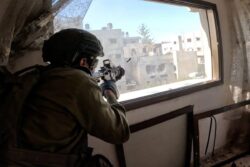 Israel Battles Hamas as UN Calls Gaza 'Hell on Earth'