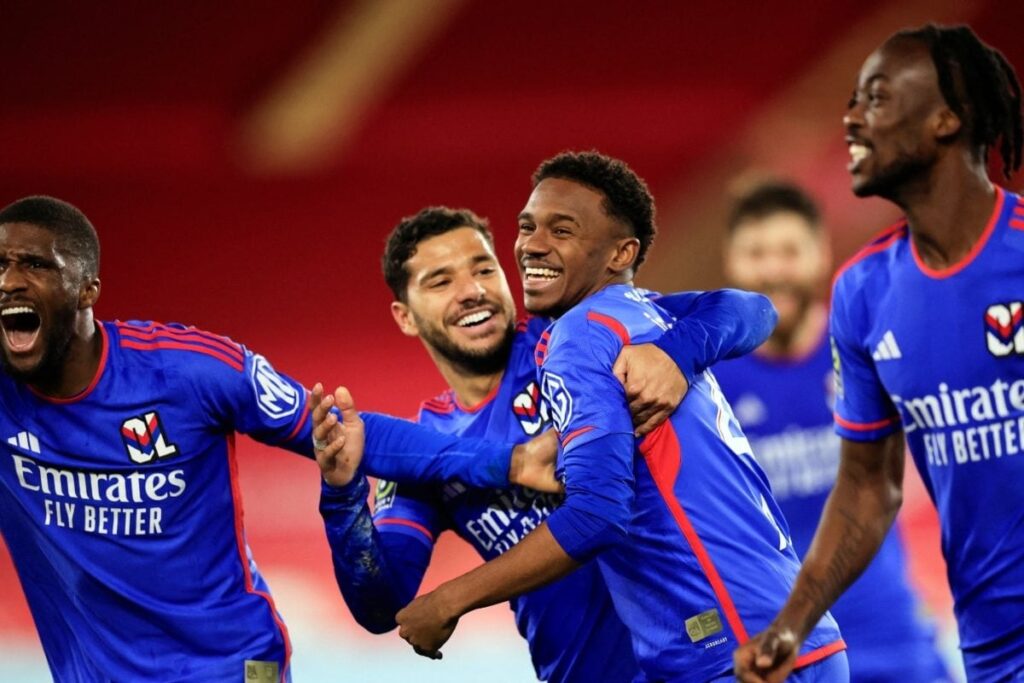 Lyon Secure Last-Minute Victory Against Monaco Courtesy Jeffinho's Late Strike