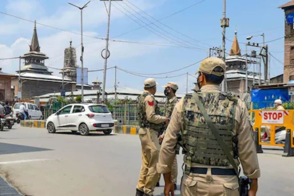 J&K Police Books 9 in Kashmir For 'Hate Videos' on Social Media