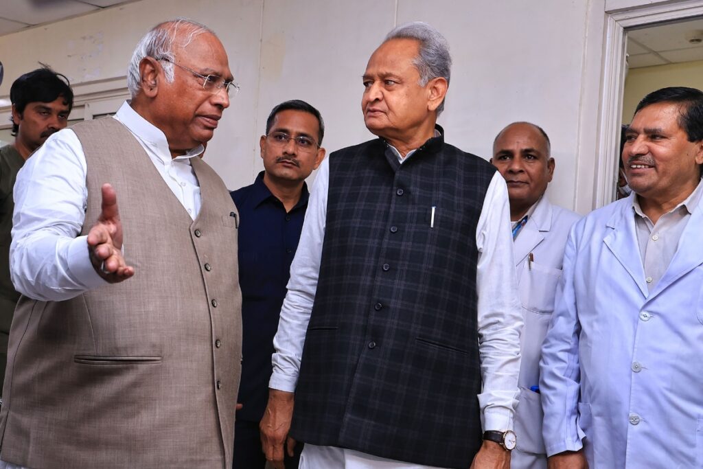 Campaign Was All About Gehlot. And Now, So is the Loss: Bottomline of Cong's Rajasthan Review