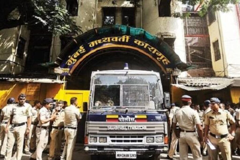 From Pani Puris, Ice-cream to Hair Dyes: Prisoners' Mental Health on Mind, Maharashtra Jail Revamped