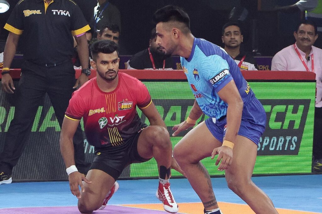 PKL 10: Maninder Singh's Super 10 Secures Bengal Warriors Victory Over Bengaluru Bulls in Tight Contest